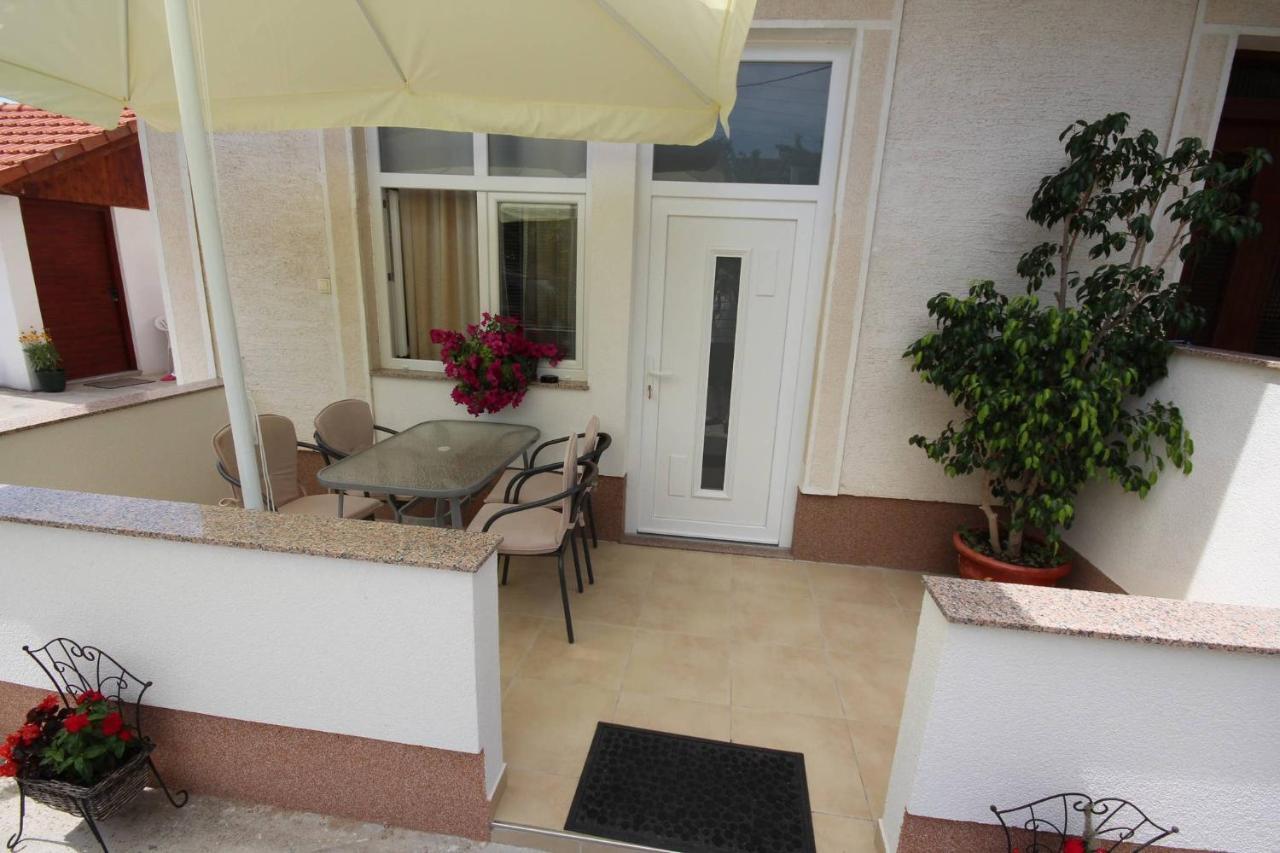 Family Apartment Mirela Borik Zadar Exterior foto